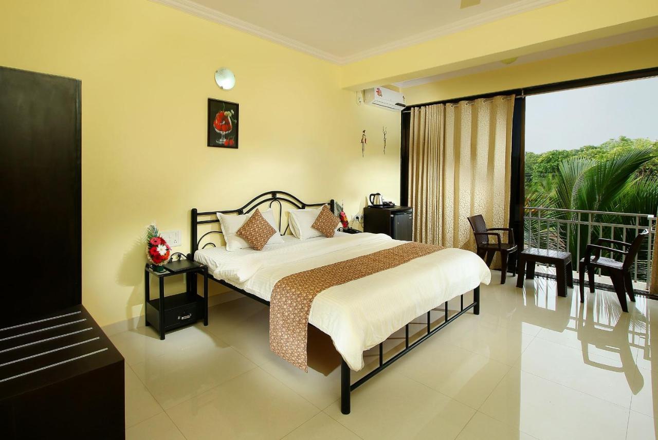 Hotel 7 Seas Vagator Bagian luar foto