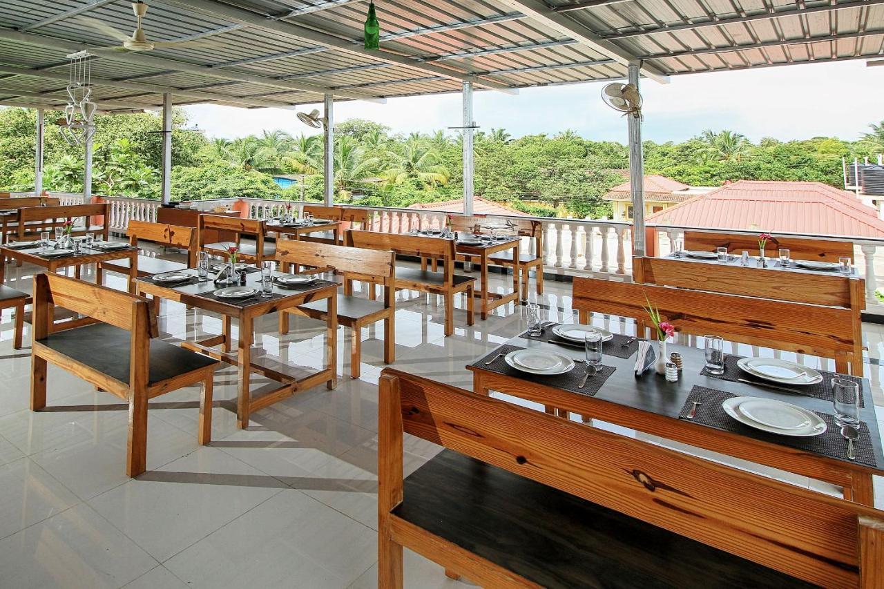 Hotel 7 Seas Vagator Bagian luar foto