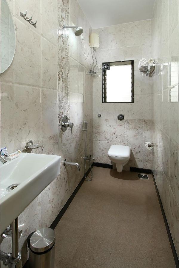 Hotel 7 Seas Vagator Bagian luar foto