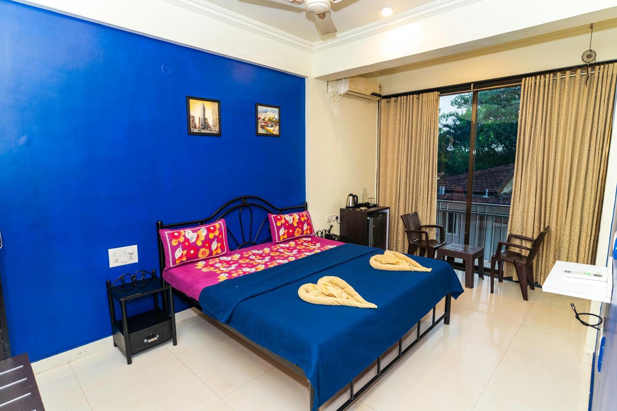 Hotel 7 Seas Vagator Bagian luar foto