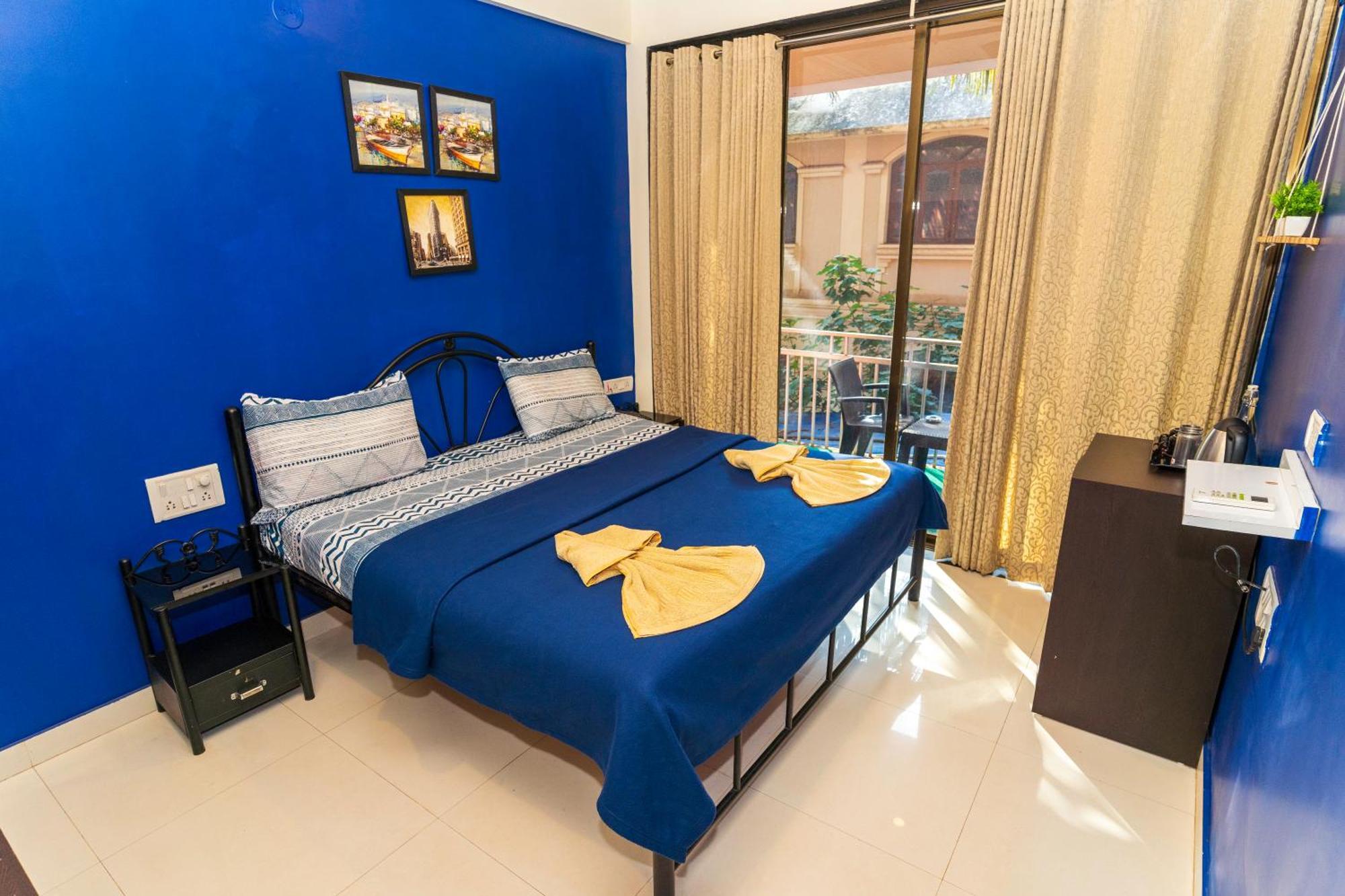Hotel 7 Seas Vagator Bagian luar foto