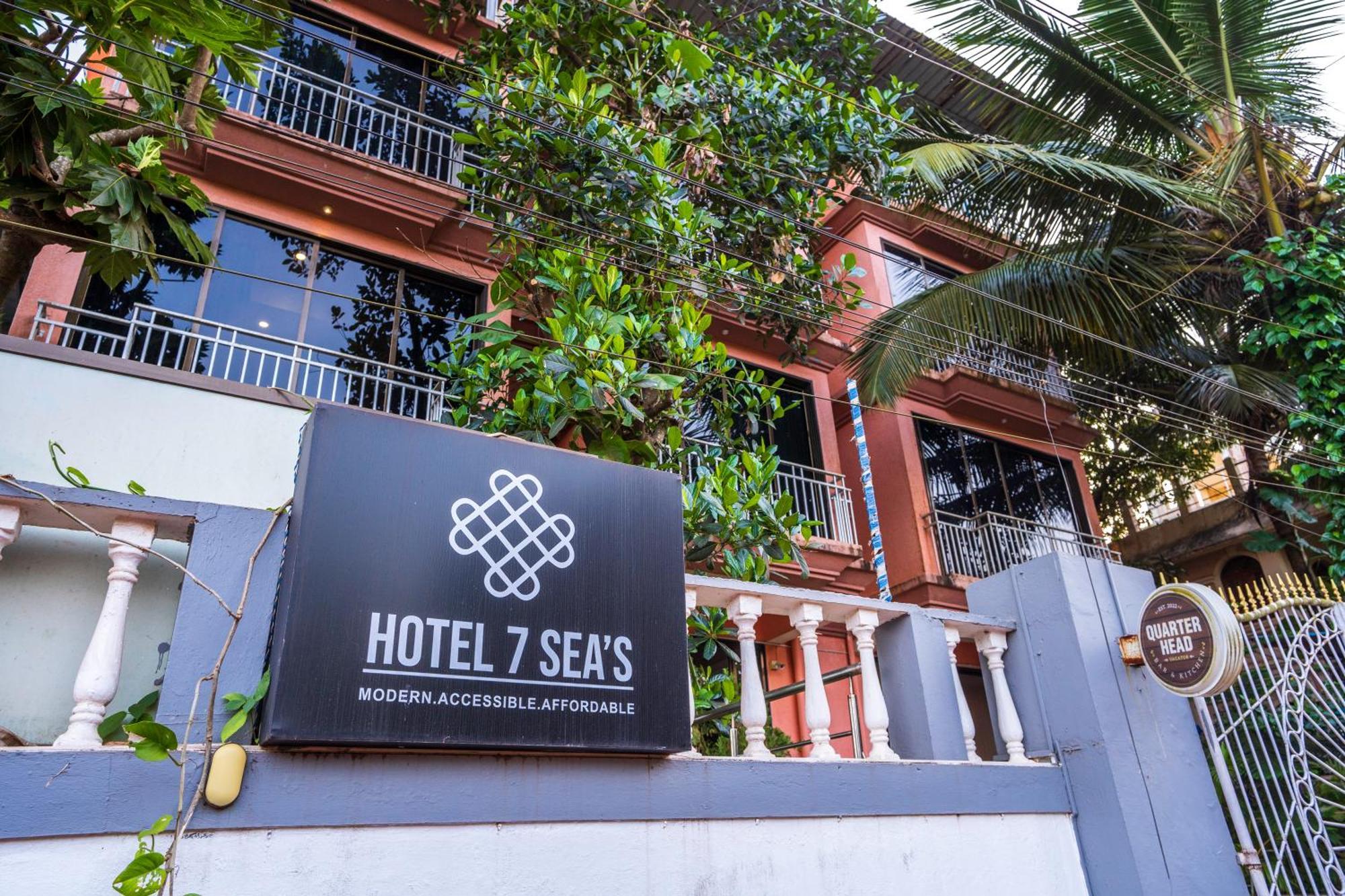 Hotel 7 Seas Vagator Bagian luar foto