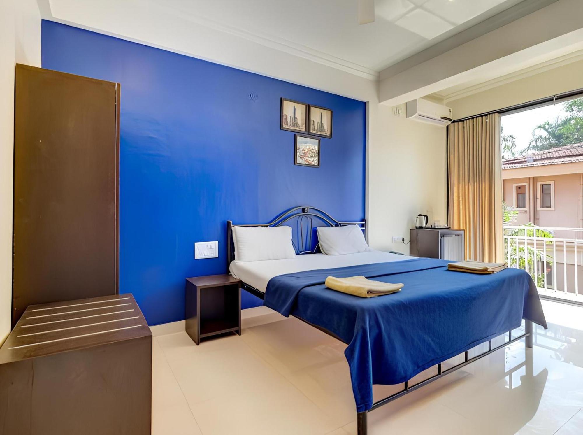 Hotel 7 Seas Vagator Bagian luar foto