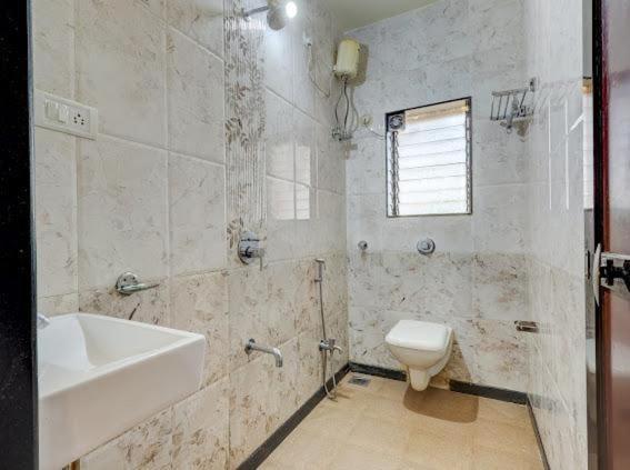Hotel 7 Seas Vagator Bagian luar foto